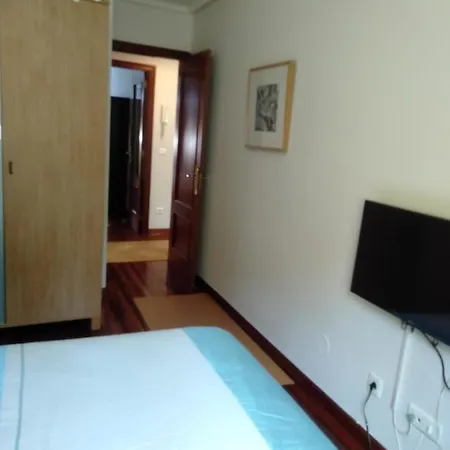 아파트 Precioso Con Piscina 카스트로우르디알레스